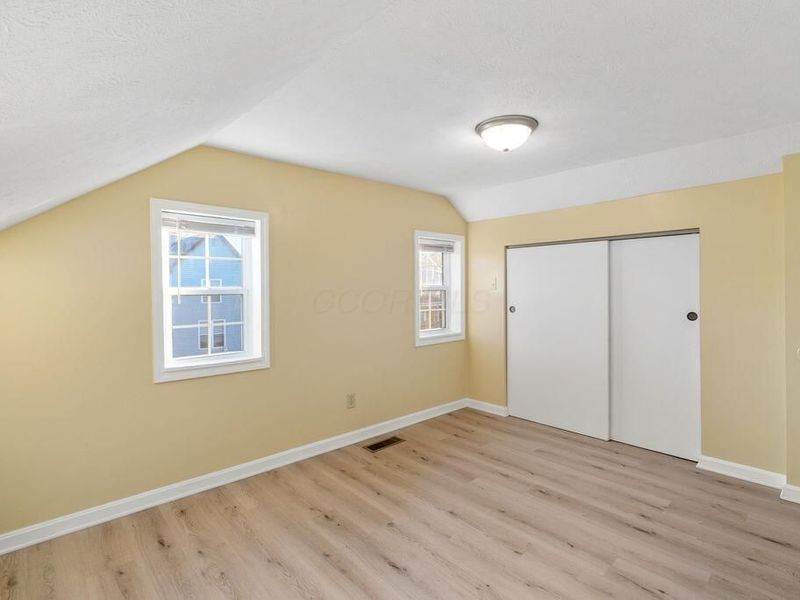 136 E Innis Avenue, Columbus, OH 43207 Photo 34