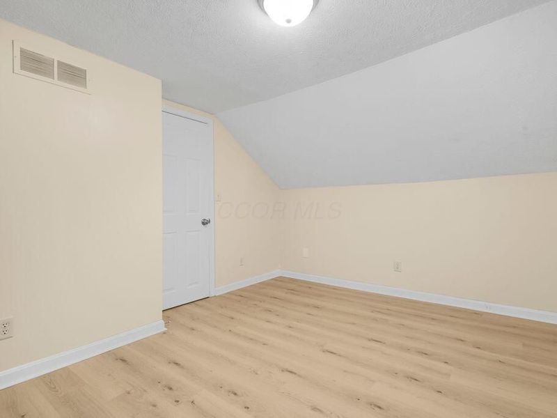 136 E Innis Avenue, Columbus, OH 43207 Photo 40