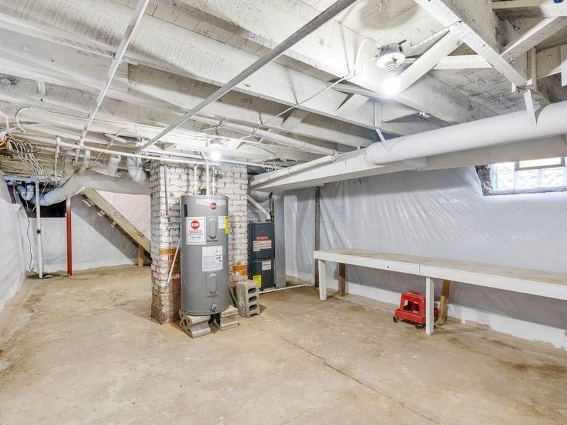 136 E Innis Avenue, Columbus, OH 43207 Photo 49