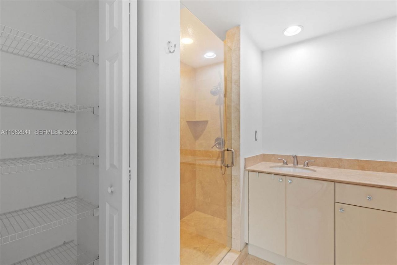 1755 E Hallandale Beach Blvd , Unit 501E, Hallandale Beach, FL 33009 Photo