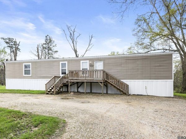 44041 Tom Rd, St Amant, LA 70774