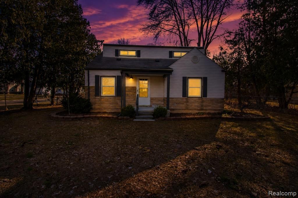 14888 Sunbury Street, Livonia, MI 48154 Main Photo