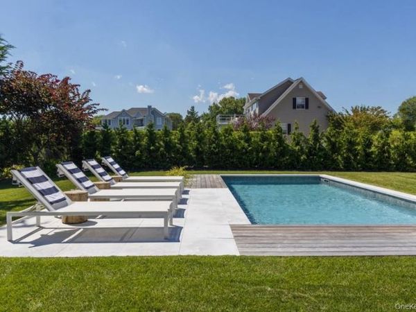 48 Middle Pond Road, Southampton, NY 11968