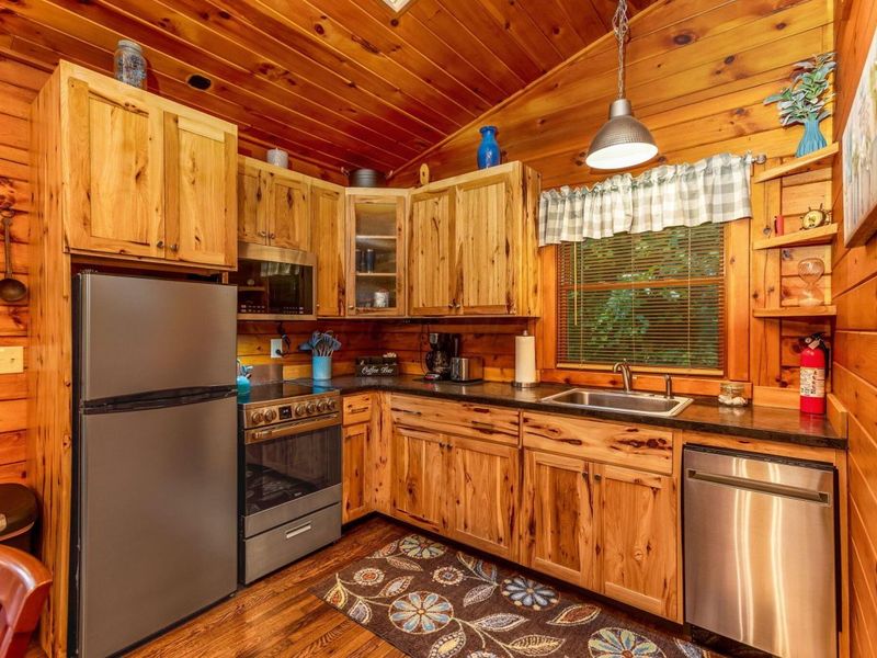 14879 Wolfe Bennett Road, Nelsonville, OH 45764 Photo 10