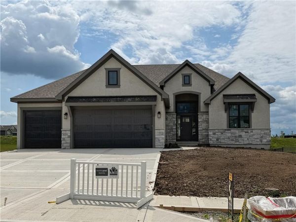 10510 N Liberty Street, Kansas City, MO 64155