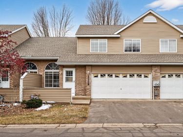 13807 Granada Way, Unit 9, Apple Valley, MN 55124