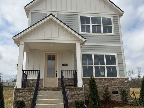 1813 Flatwaters Street, Spring Hill, TN 37174