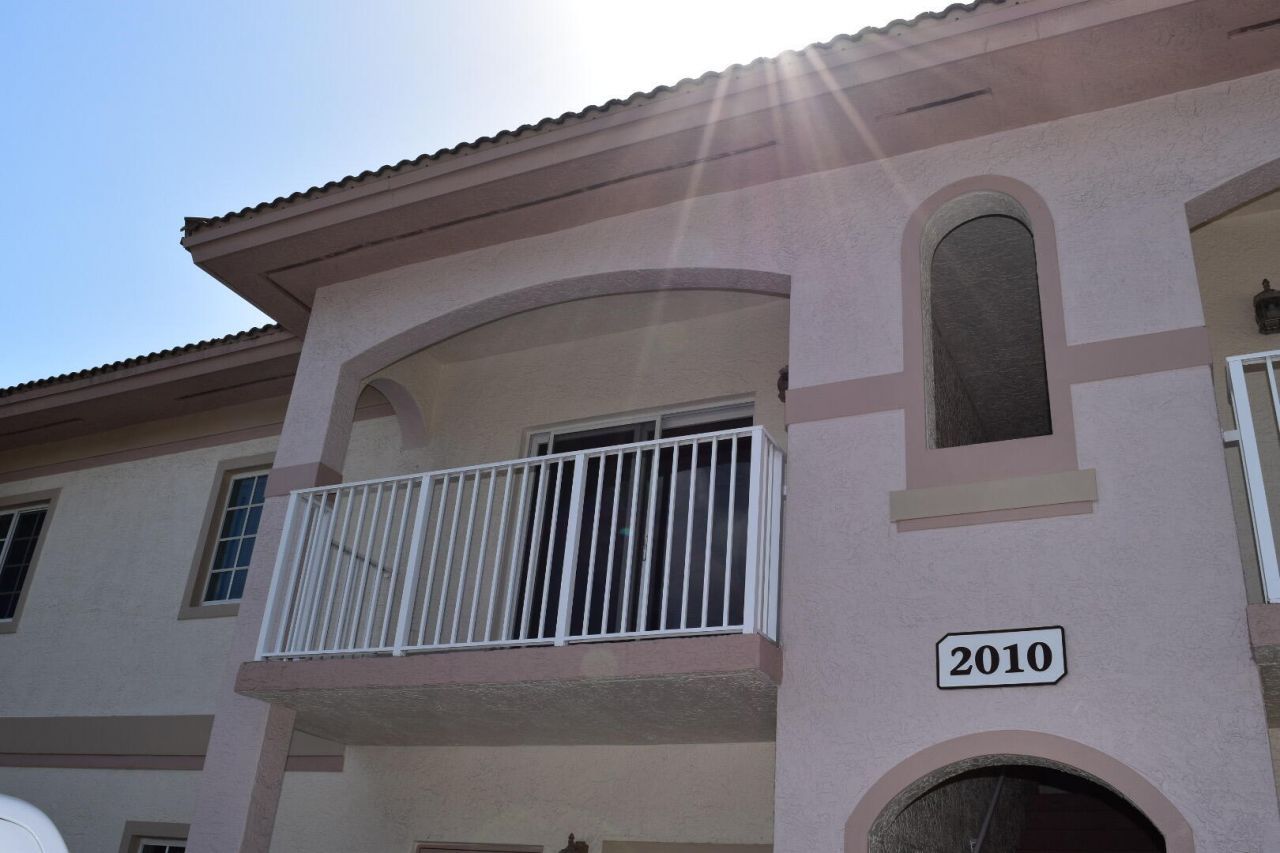 2010 Taylor Street, Unit 7b, Hollywood, FL 33020 Photo