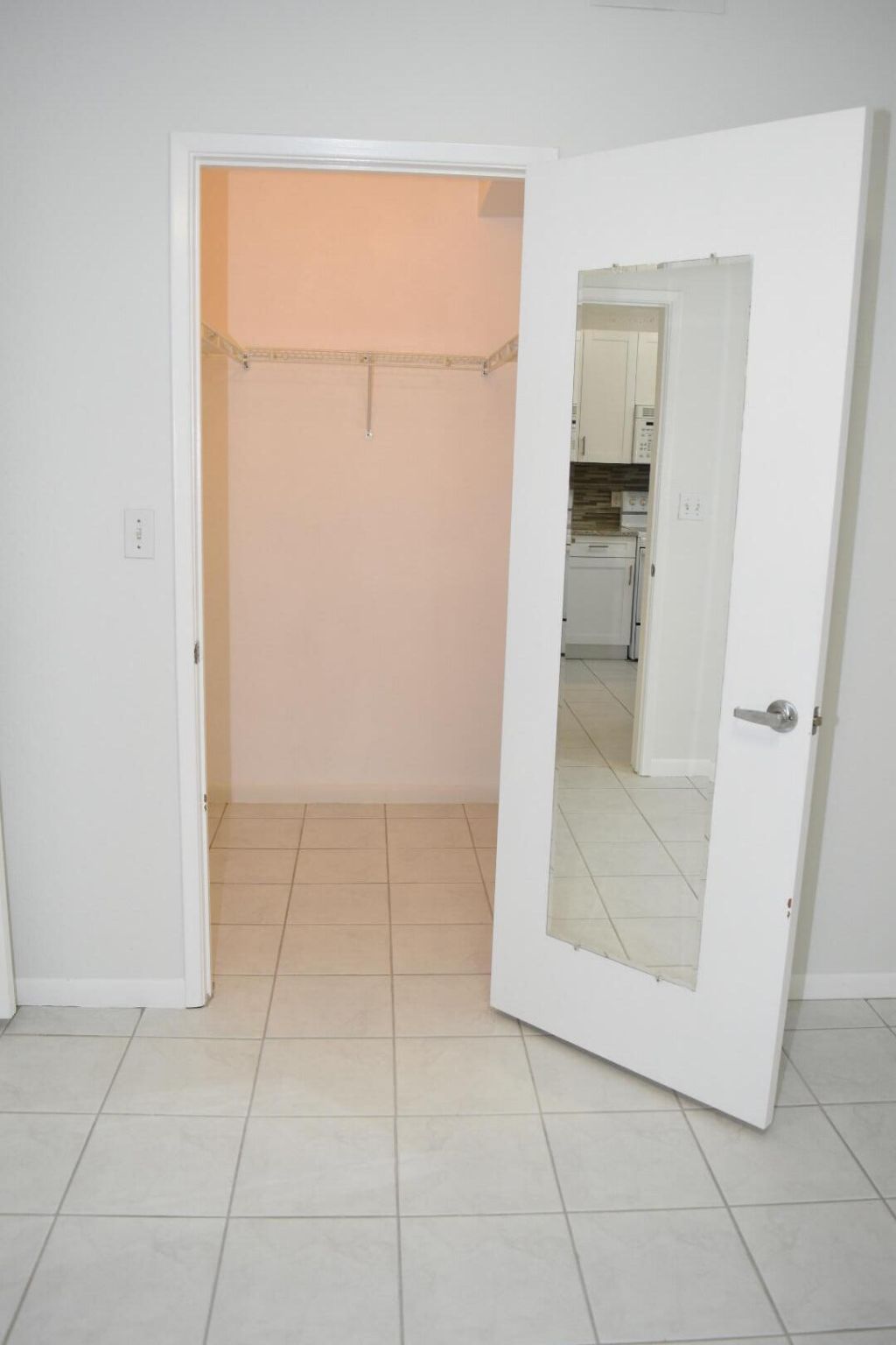 2010 Taylor Street, Unit 7b, Hollywood, FL 33020 Photo