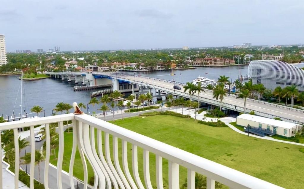 1 Las Olas Circle, Unit 1009, Fort Lauderdale, FL 33316 Photo