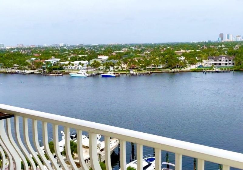 1 Las Olas Circle, Unit 1009, Fort Lauderdale, FL 33316 Photo