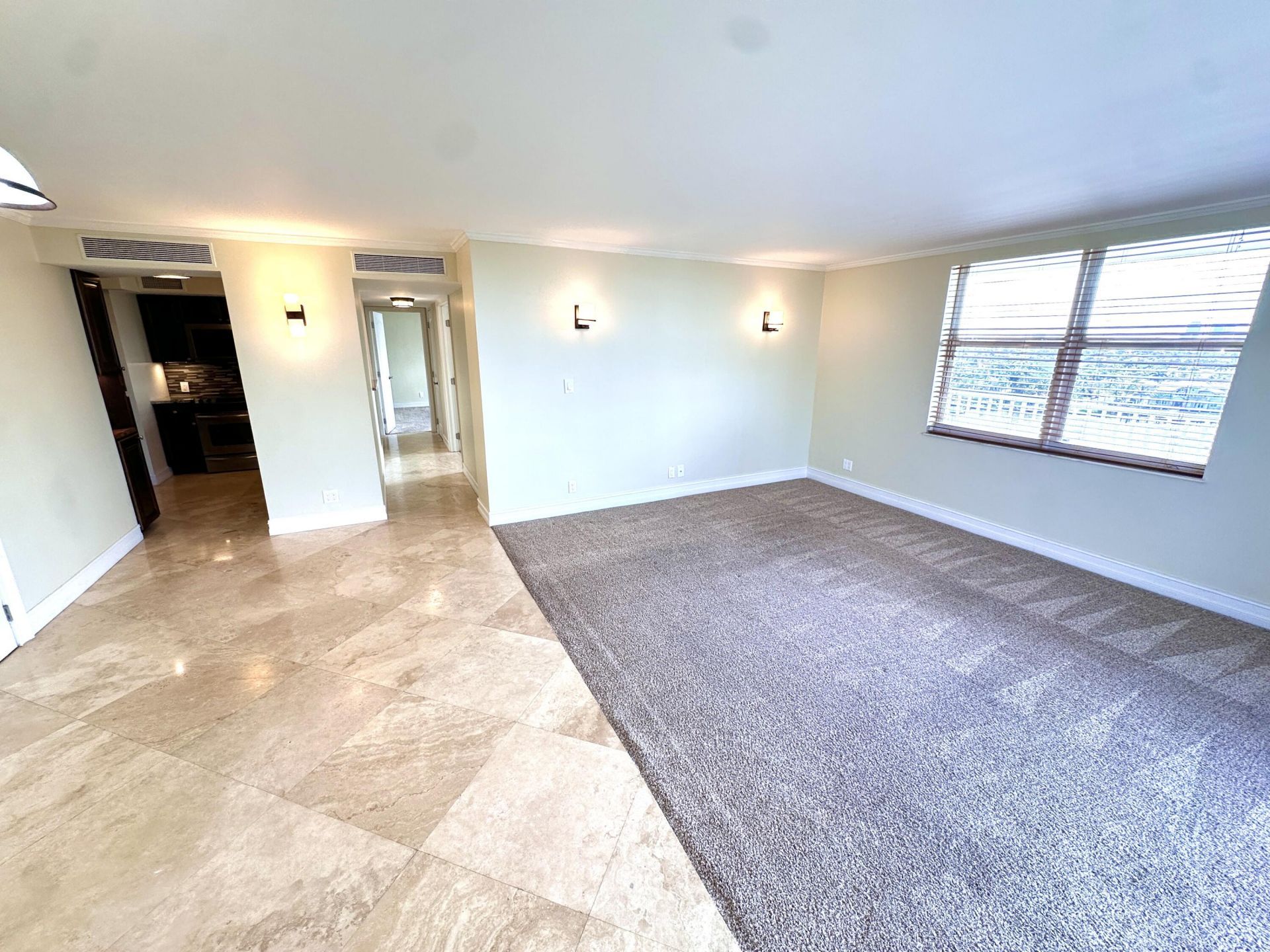 1 Las Olas Circle, Unit 1009, Fort Lauderdale, FL 33316 Photo