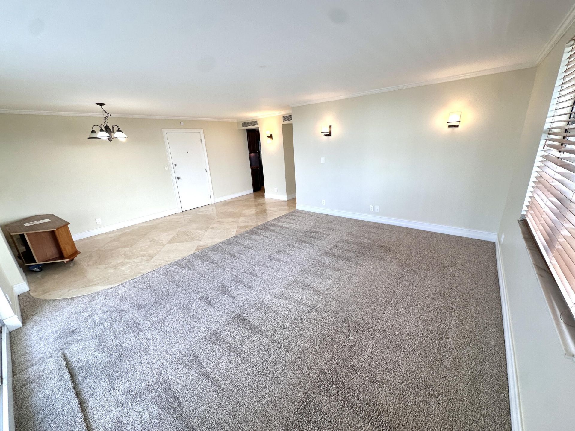 1 Las Olas Circle, Unit 1009, Fort Lauderdale, FL 33316 Photo