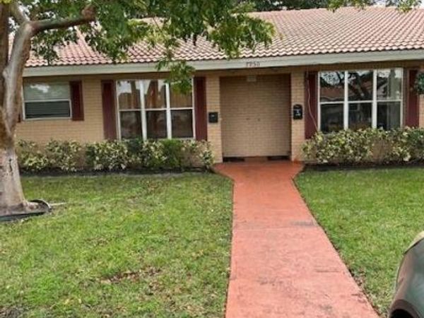 7950 NW 37th Drive, Unit E, Coral Springs, FL 33065