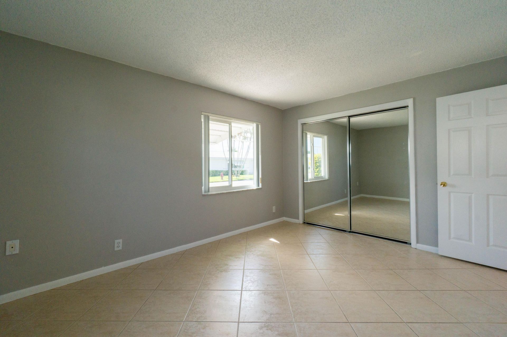 2391 SW 13th Terrace, Boynton Beach, FL 33426 Photo