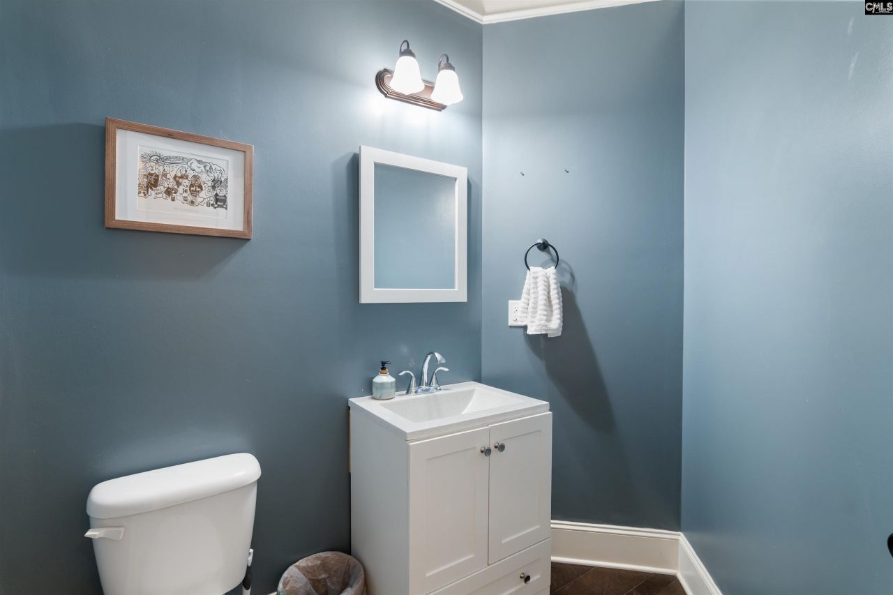 646 Village Market Drive  Photo 15