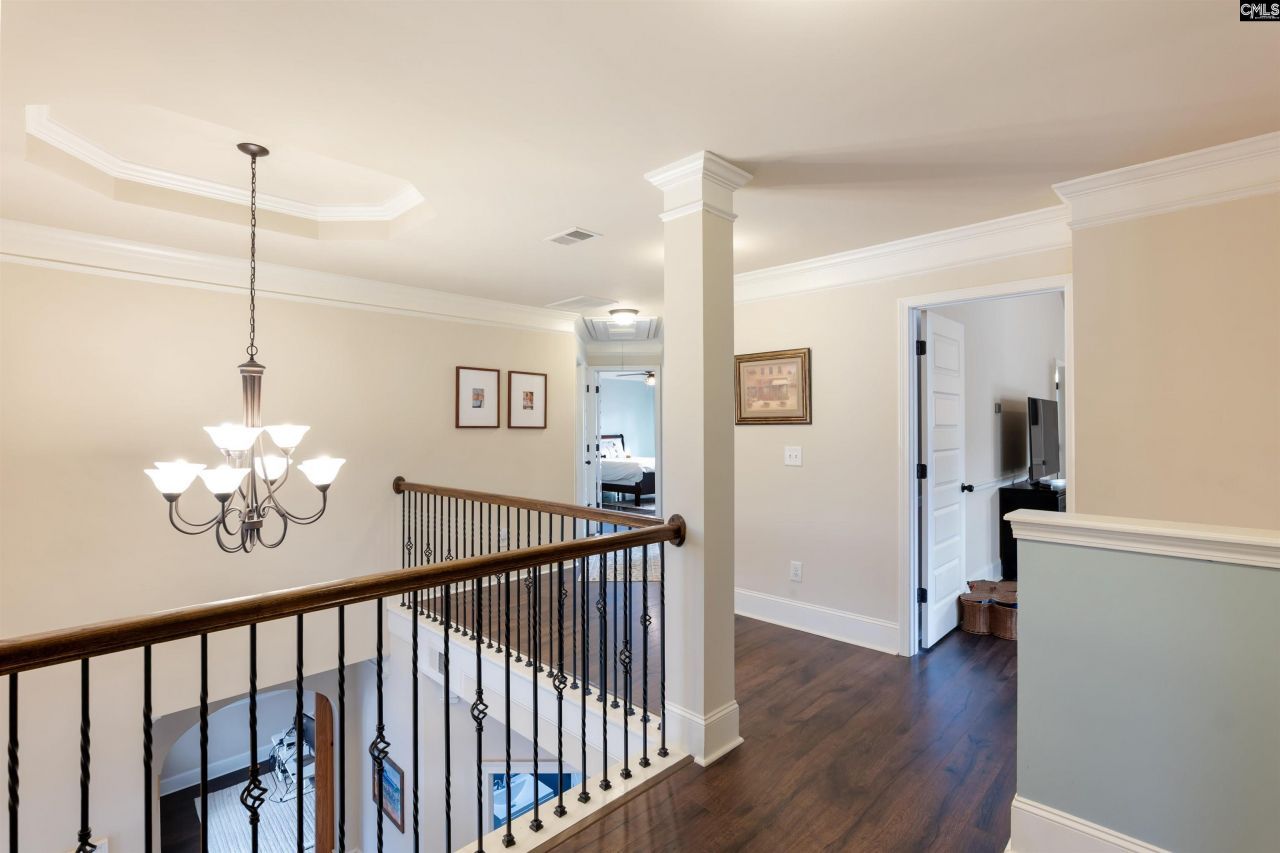 646 Village Market Drive  Photo 16