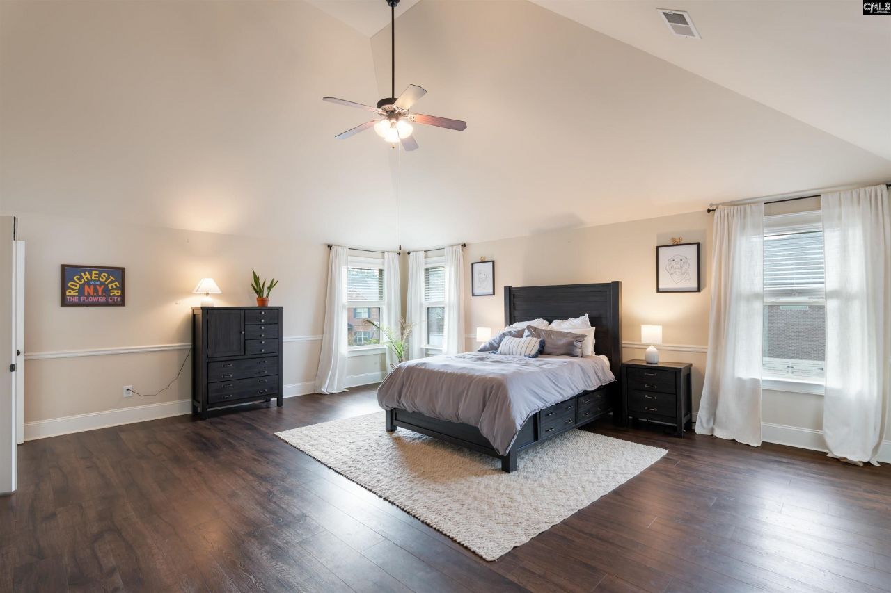 646 Village Market Drive  Photo 17