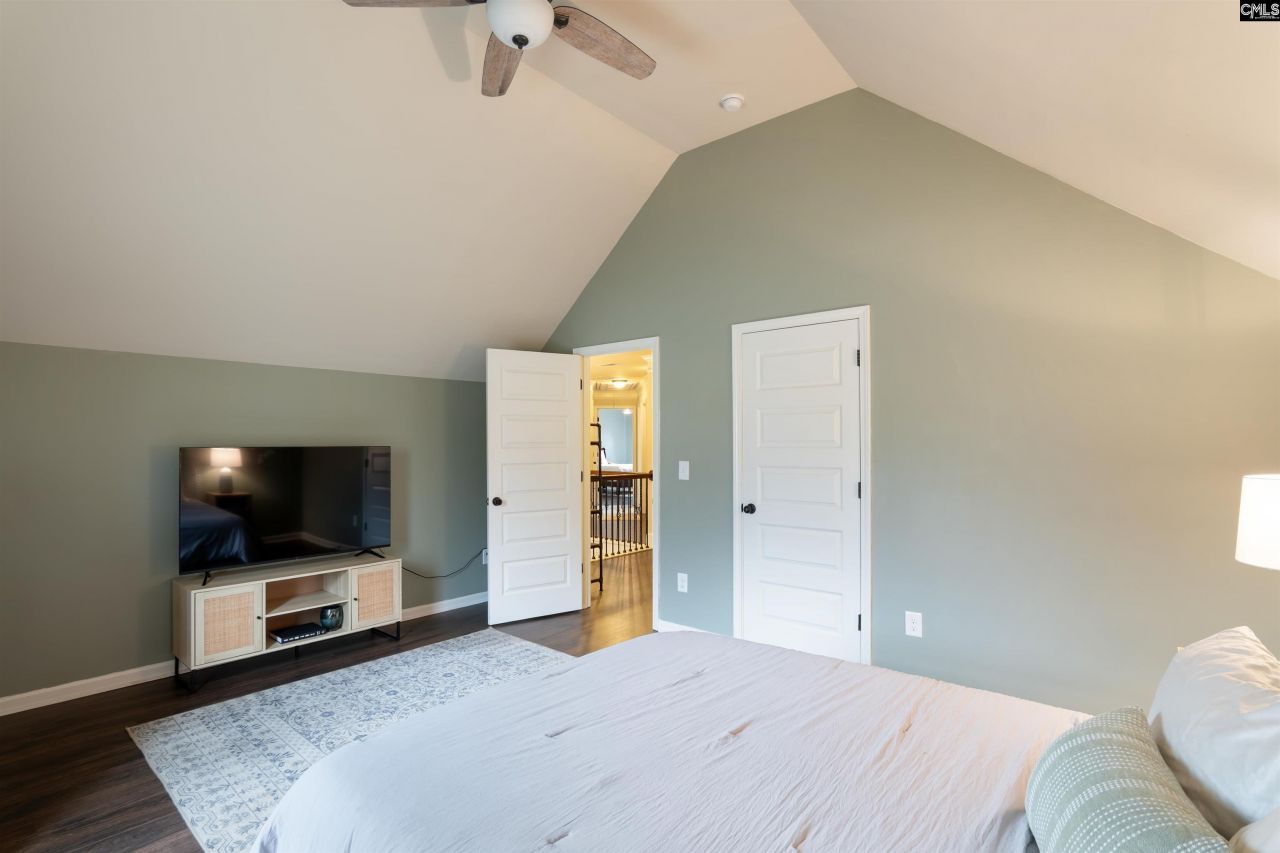 646 Village Market Drive  Photo 28