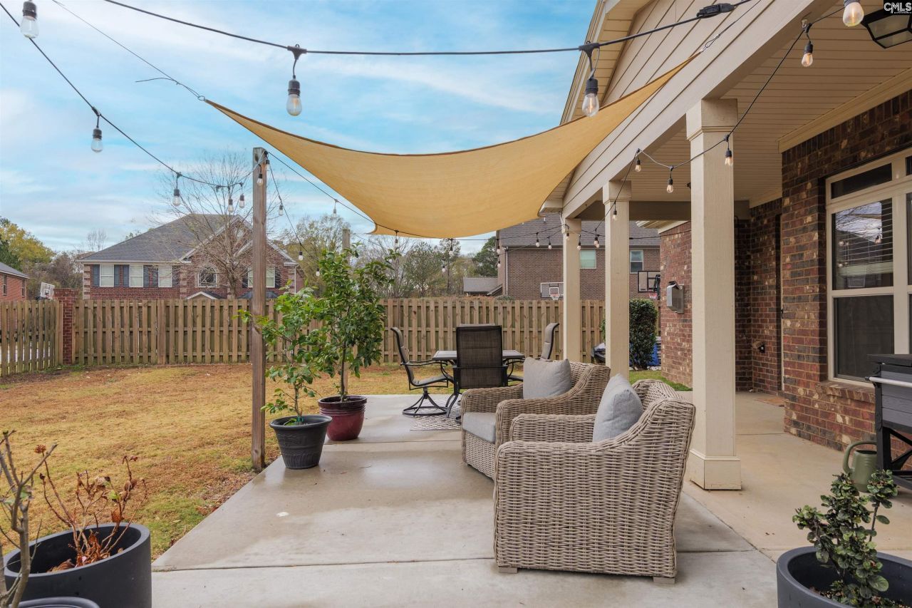 646 Village Market Drive  Photo 29