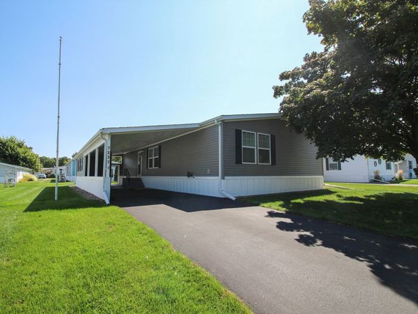 7237 White Oak Circle, Portage, MI 49002