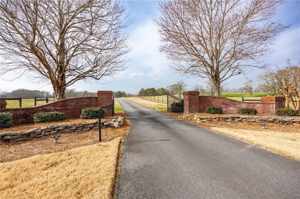 31 Old Hardin Bridge Road, Taylorsville, GA 30178 Main Photo