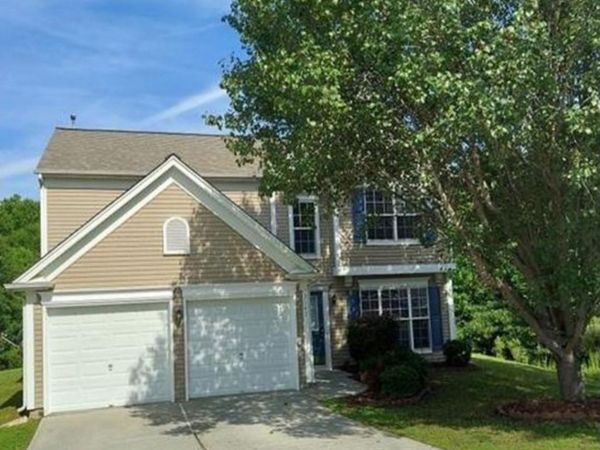 3147 Old Ironside Drive, Charlotte, NC 28213