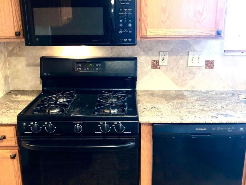 2090 Parklawn Drive, Lewis Center, OH 43035 Photo 12