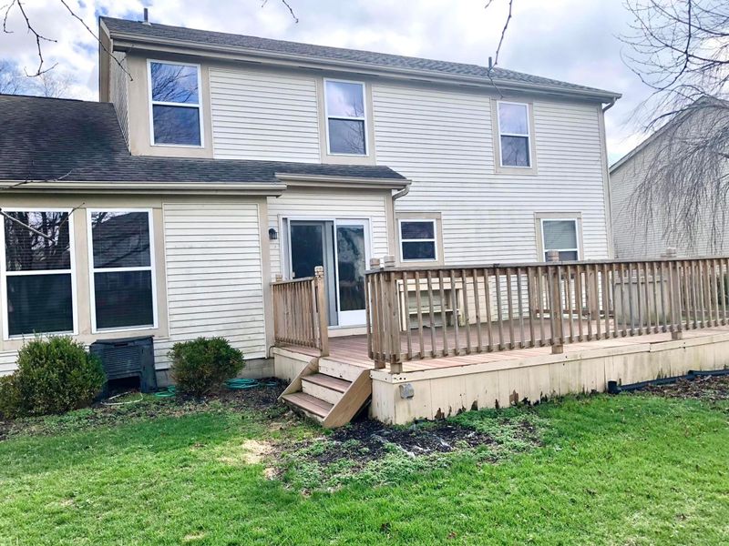 2090 Parklawn Drive, Lewis Center, OH 43035 Photo 2