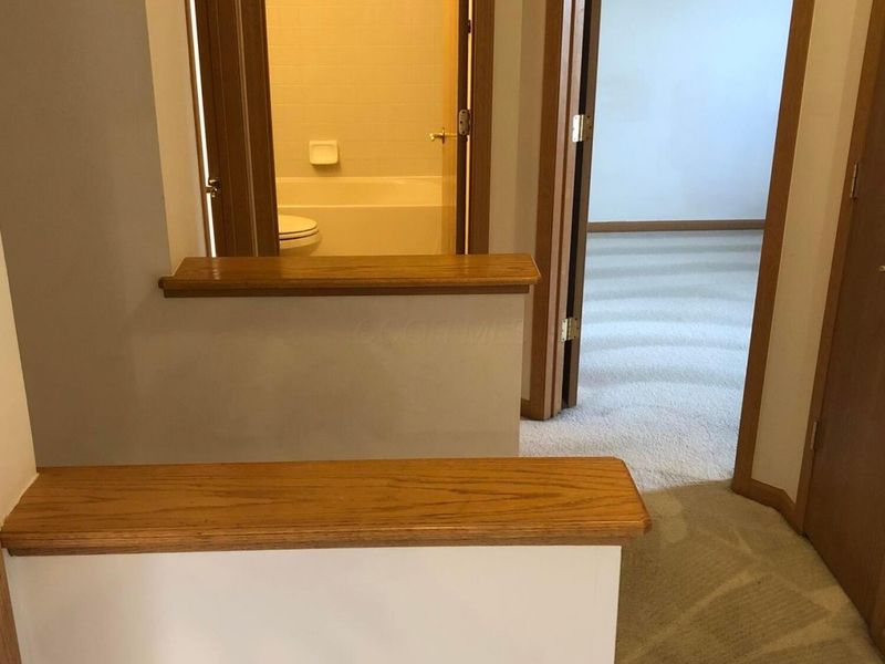 2090 Parklawn Drive, Lewis Center, OH 43035 Photo 24