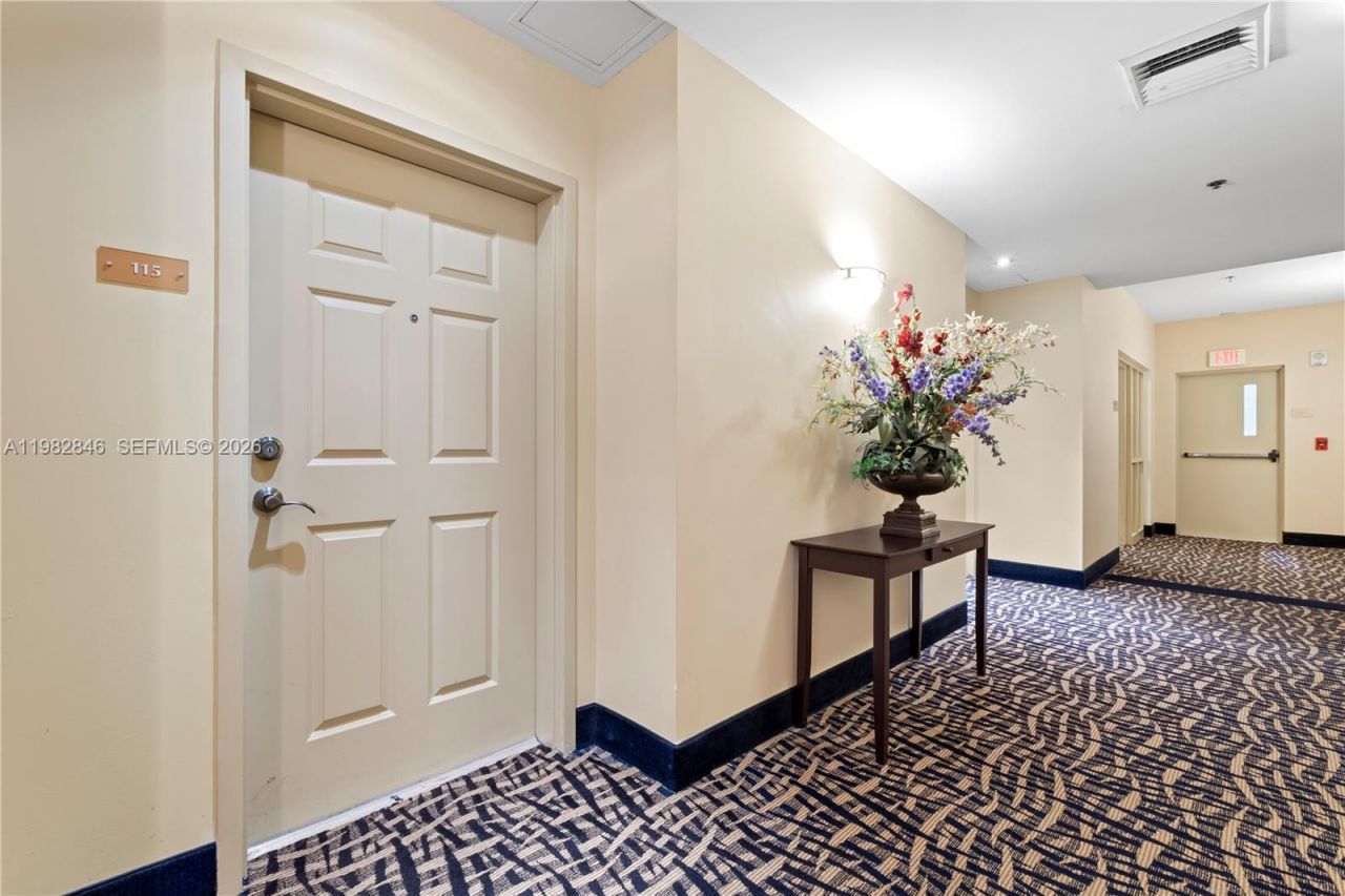 8395 SW 73rd Ave , Unit 115, Miami, FL 33143 Photo