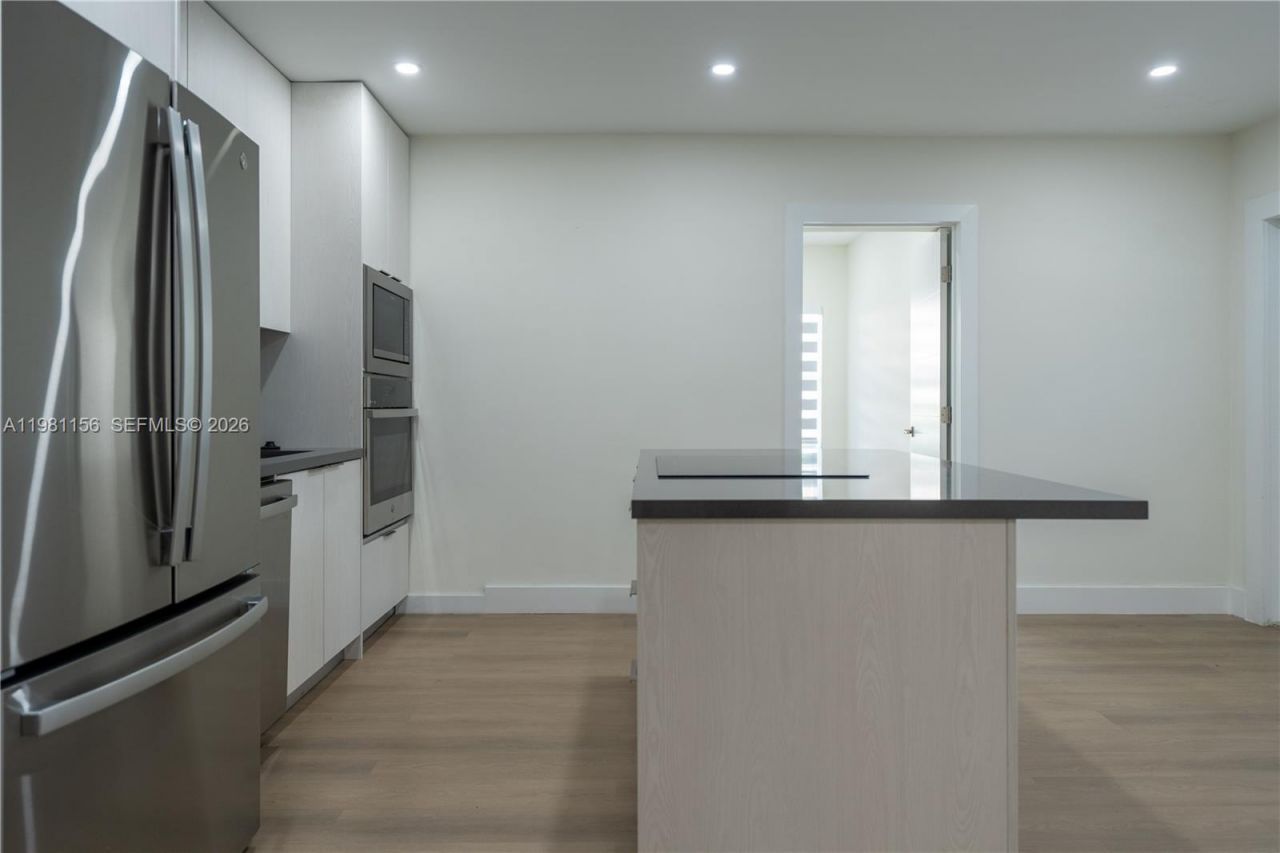 1615 NE 9th St , Unit 1, Fort Lauderdale, FL 33304 Photo