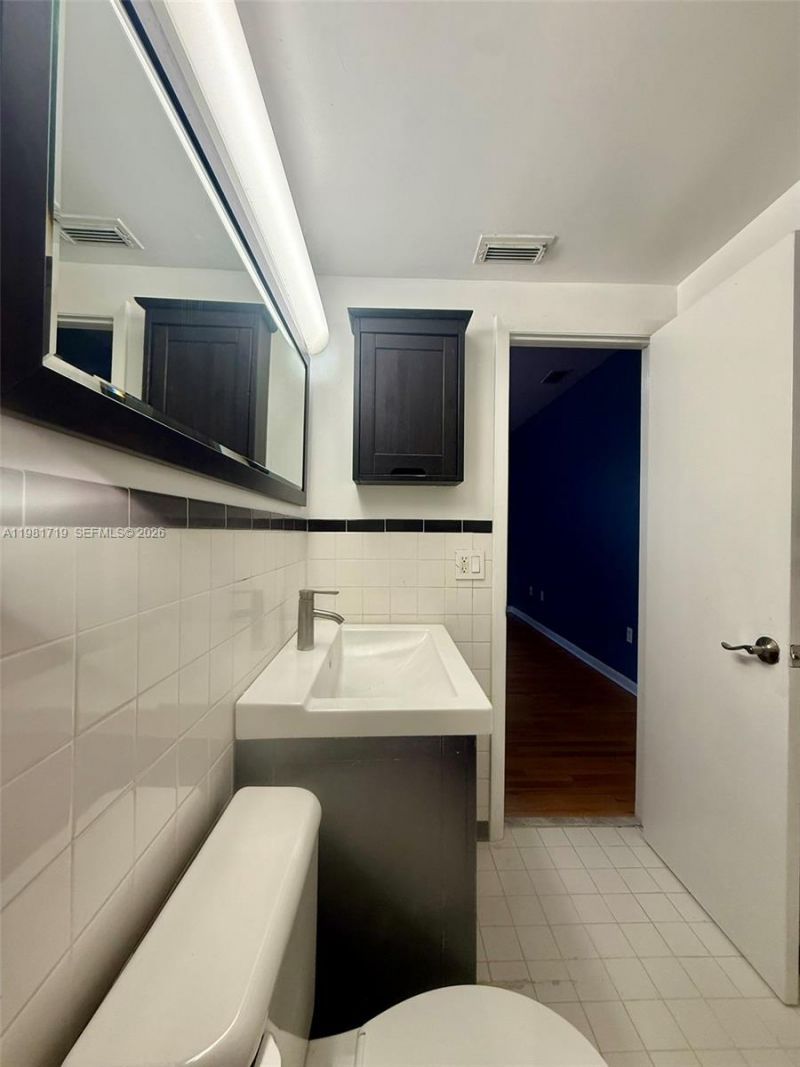 1127 Euclid Ave , Unit 203, Miami Beach, FL 33139 Photo