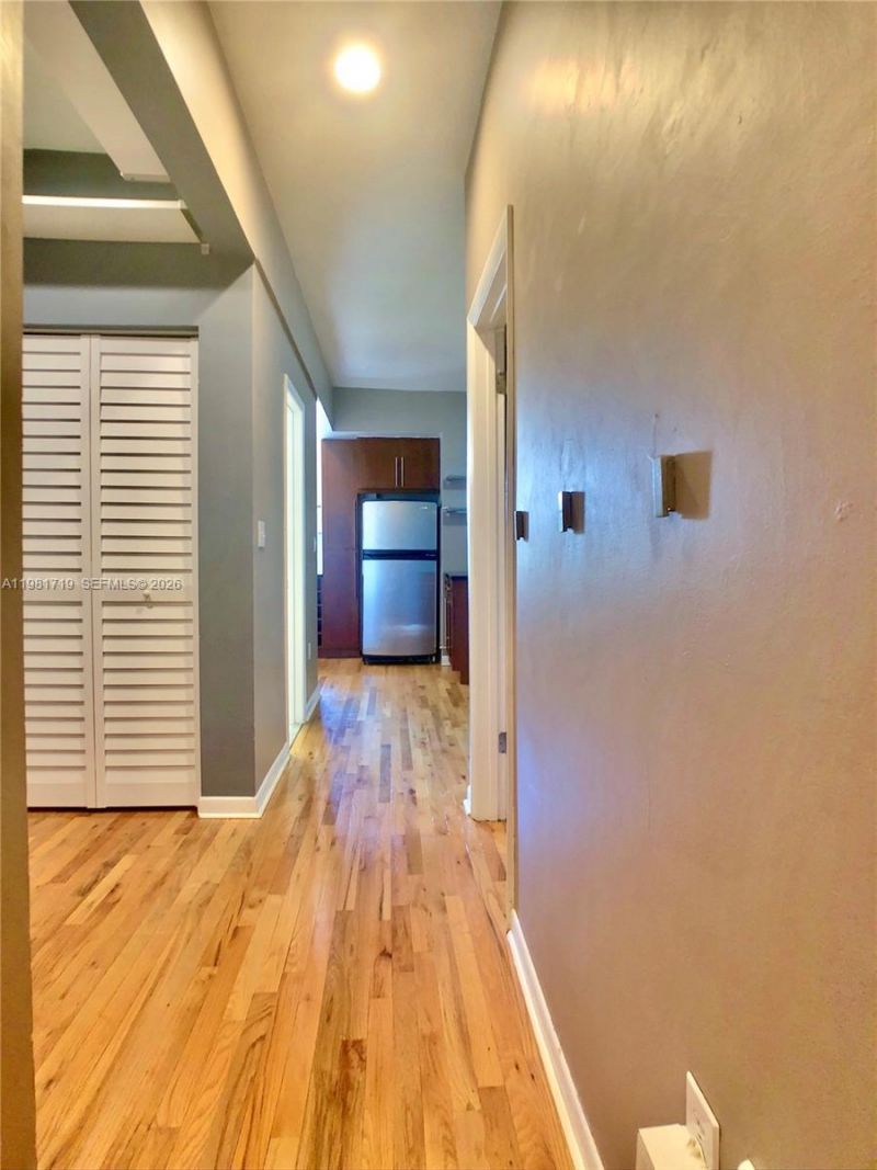 1127 Euclid Ave , Unit 203, Miami Beach, FL 33139 Photo