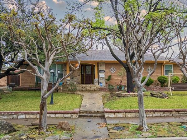 2516 Pinebluff Drive, Dallas, TX 75228