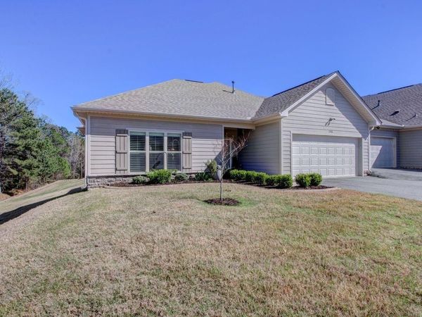 293 Mountain Terrace Circle, Maumelle, AR 72113