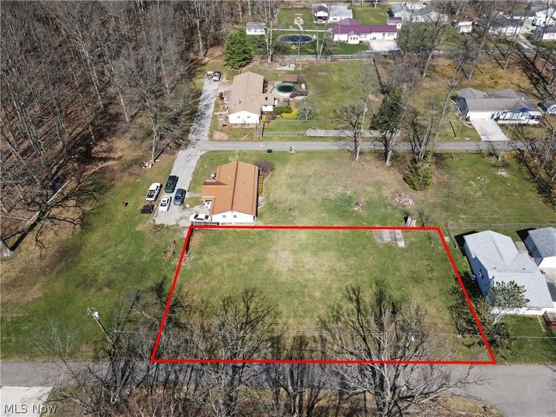 17972 Davis Road, Lake Milton, OH 44429 Photo 3