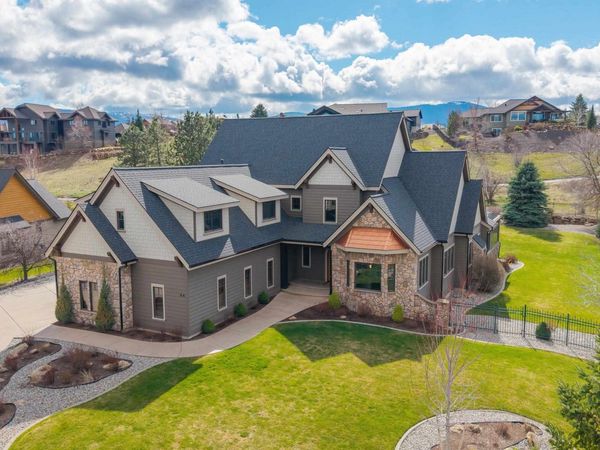 54 N Chief Garry Dr, Liberty Lake, WA 99019