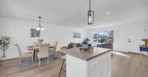 2036 K Street, Sparks, NV 89431 Photo