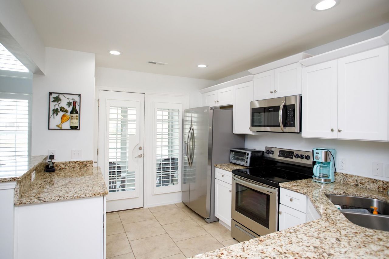 528 Riverward Dr. Photo 13