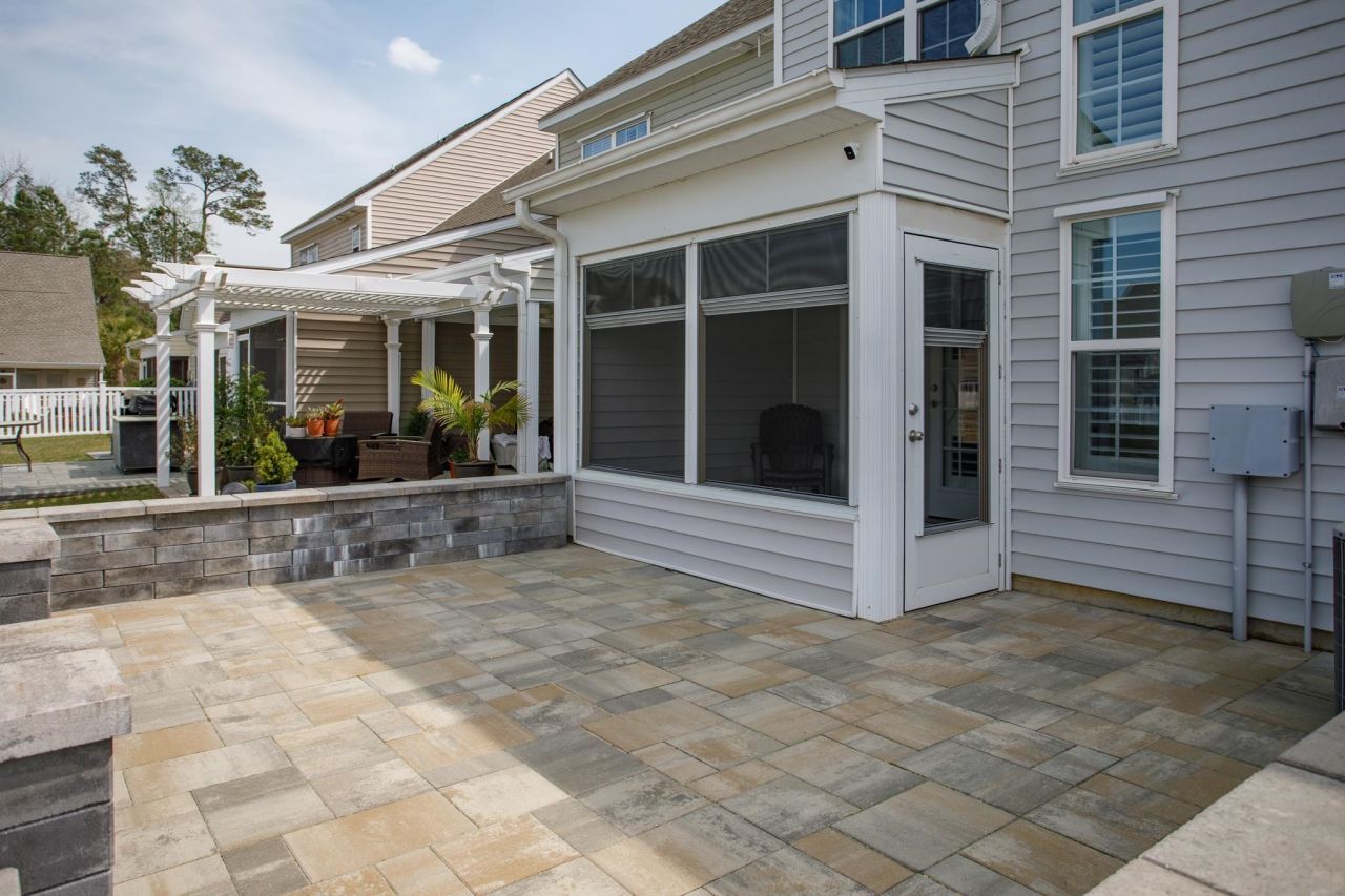 528 Riverward Dr. Photo 33