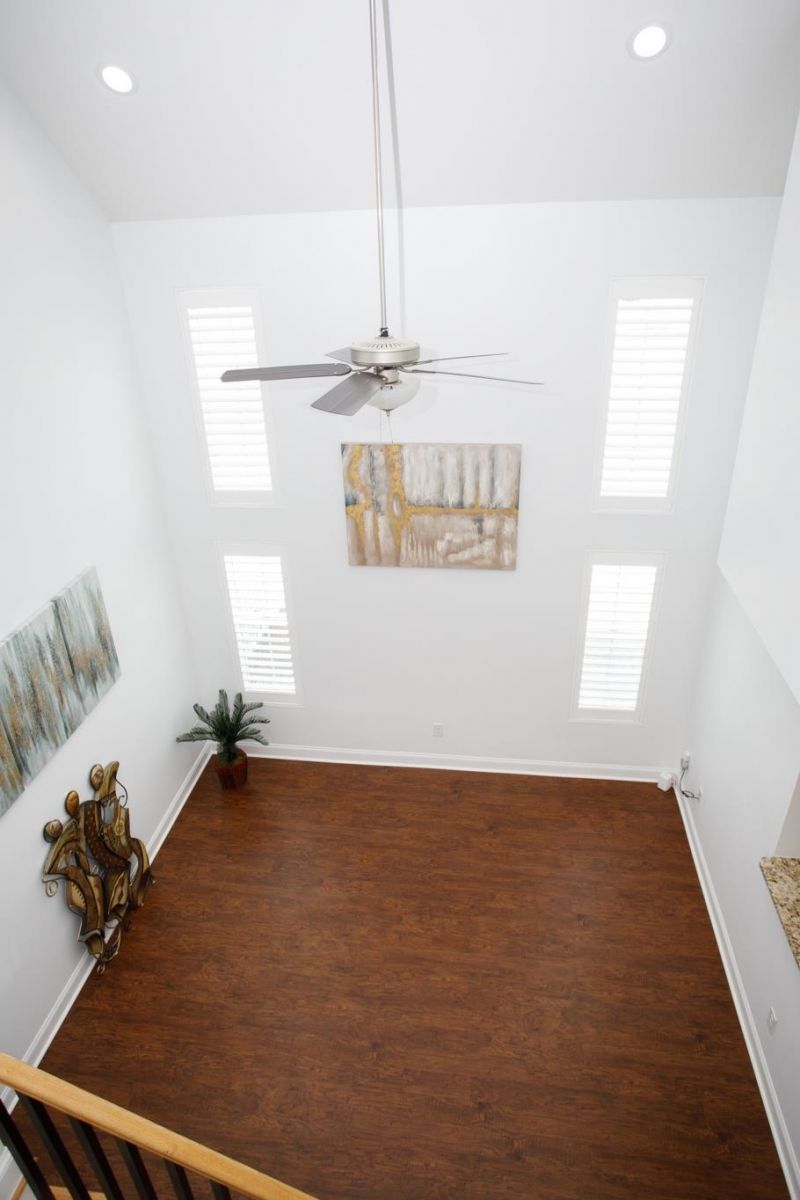 528 Riverward Dr. Photo 7