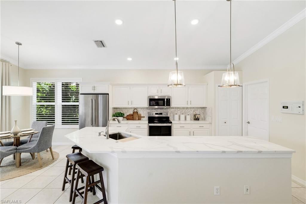 17897 Modena Rd, Miromar Lakes, FL 33913 Photo