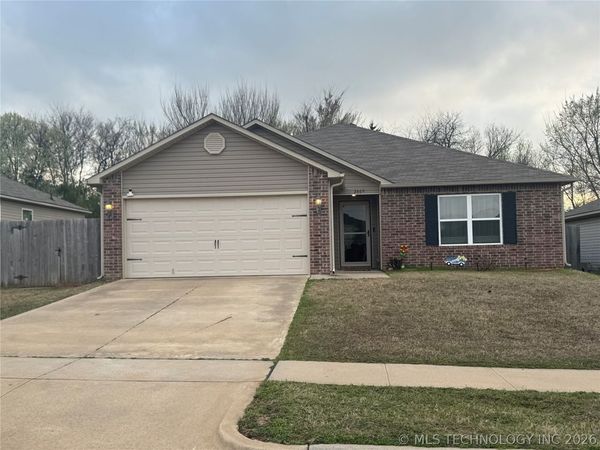 2805 E Quincy Street , Broken Arrow, OK 74014