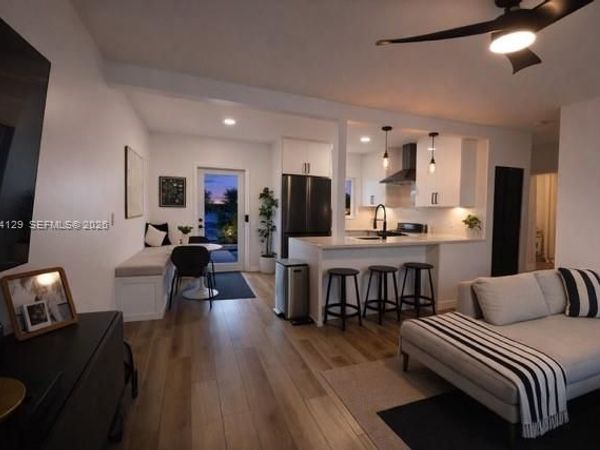 295 NW 117th St, Unit 295, Miami, FL 33168