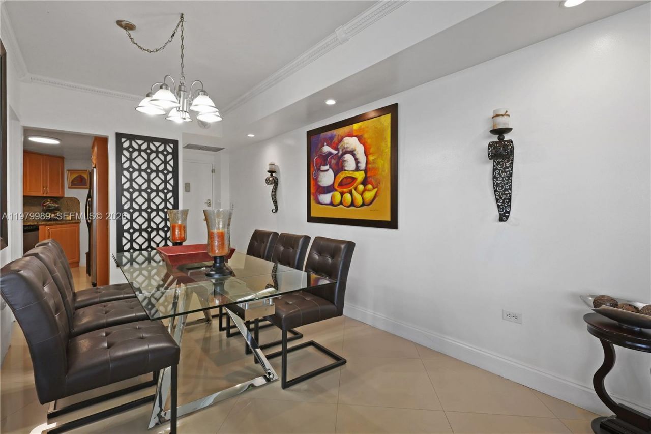 801 Brickell Bay Dr, Unit 1070, Miami, FL 33131 Photo