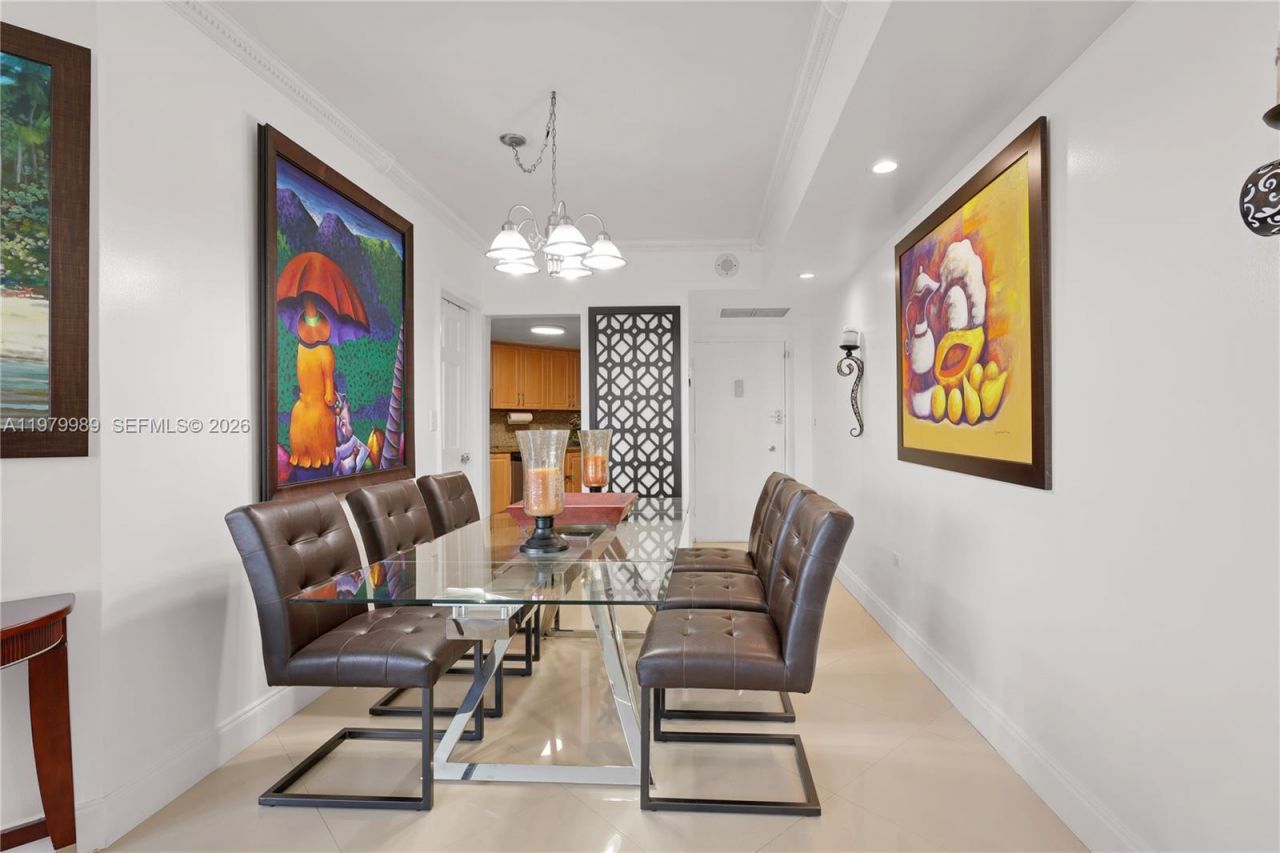 801 Brickell Bay Dr, Unit 1070, Miami, FL 33131 Photo