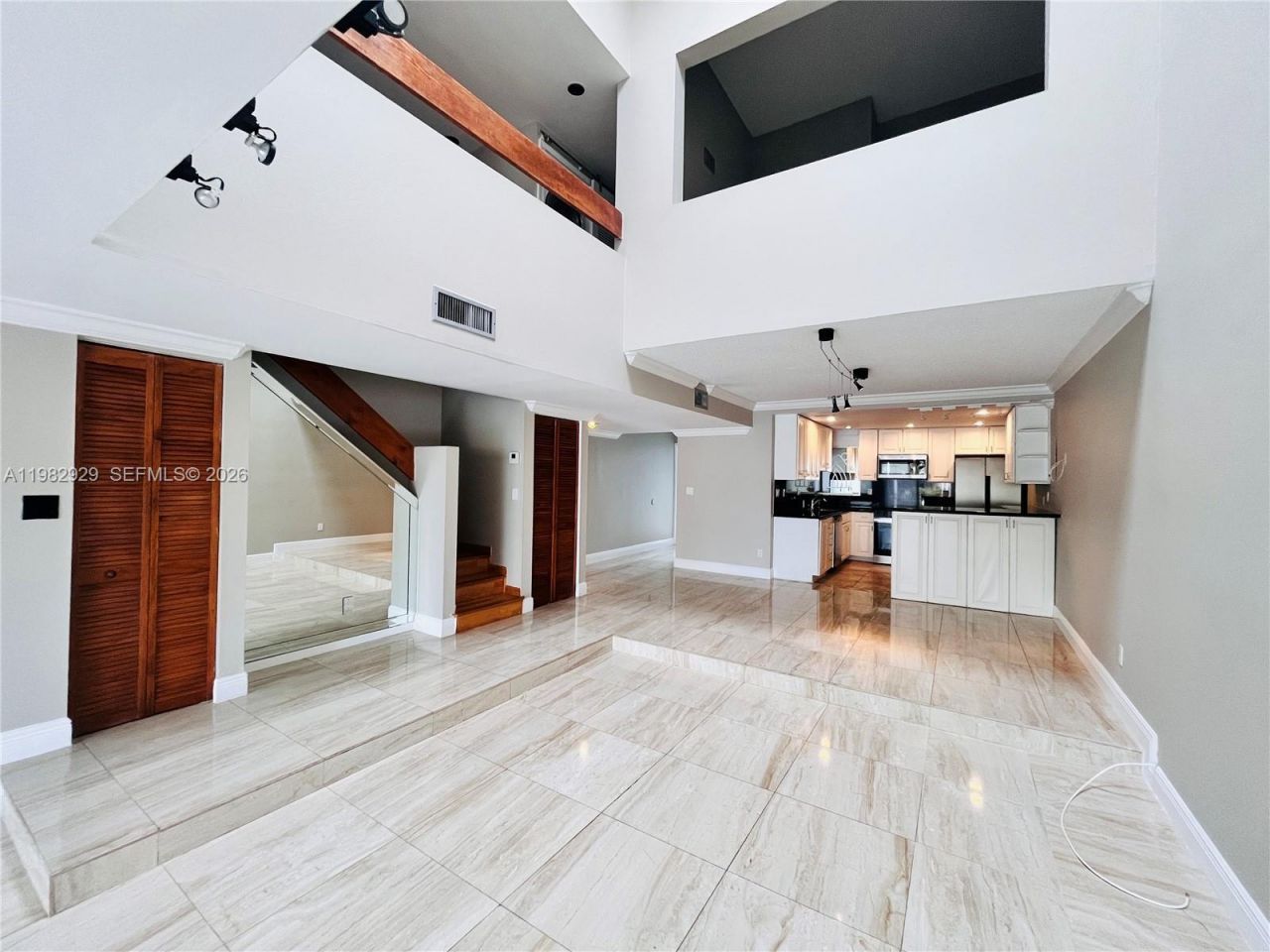 253 Poinciana Dr , Unit 603, Sunny Isles Beach, FL 33160 Photo