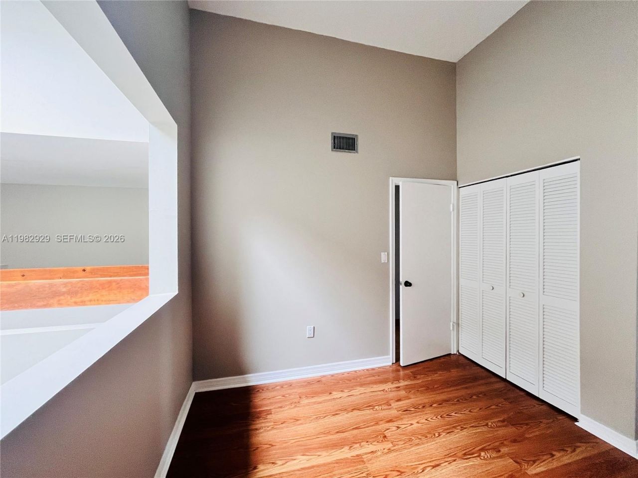 253 Poinciana Dr , Unit 603, Sunny Isles Beach, FL 33160 Photo