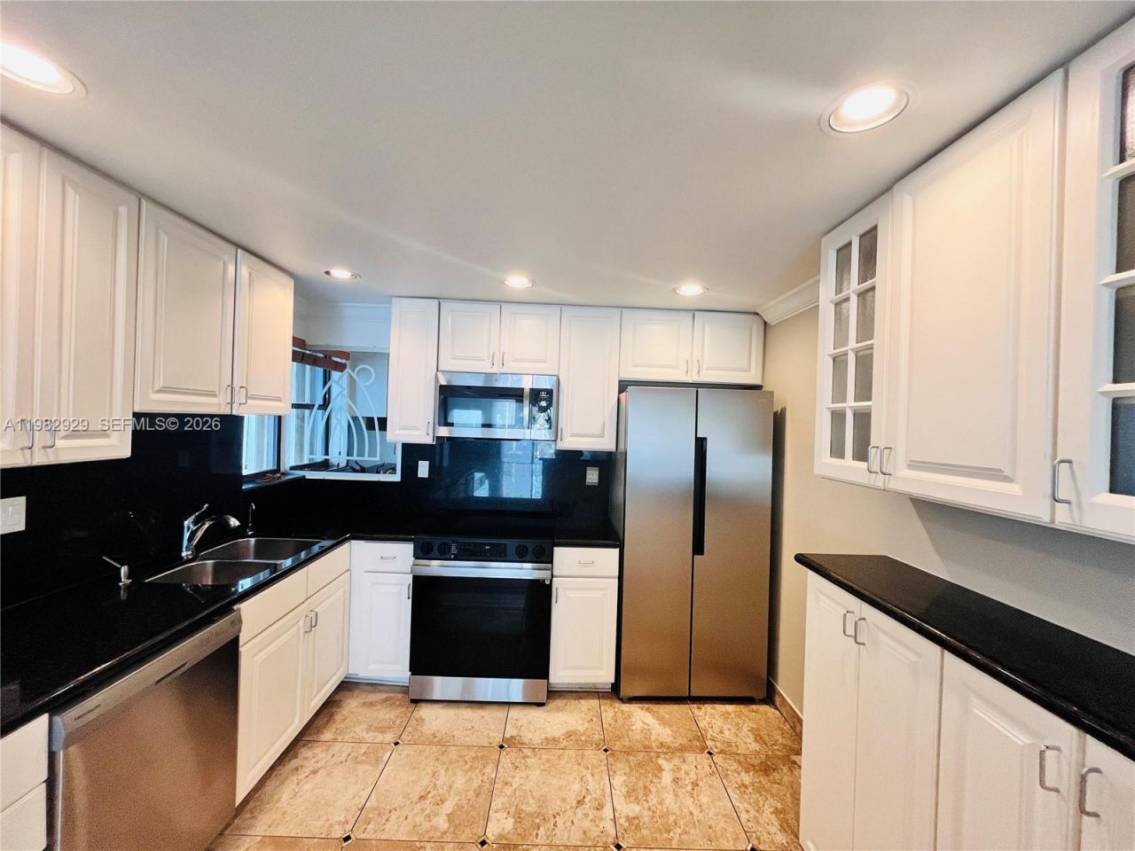 253 Poinciana Dr , Unit 603, Sunny Isles Beach, FL 33160 Photo